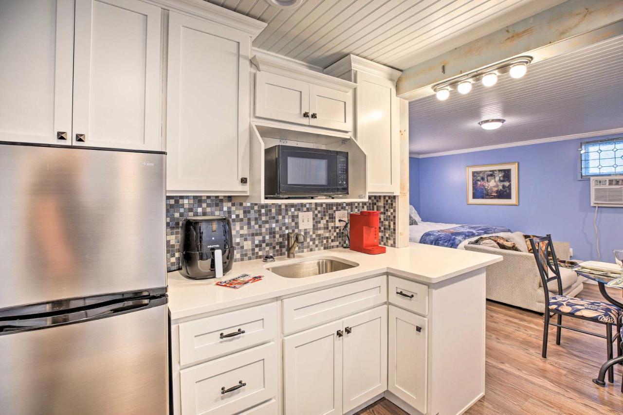 Updated Williamstown Apartment With Kitchen! Exteriér fotografie