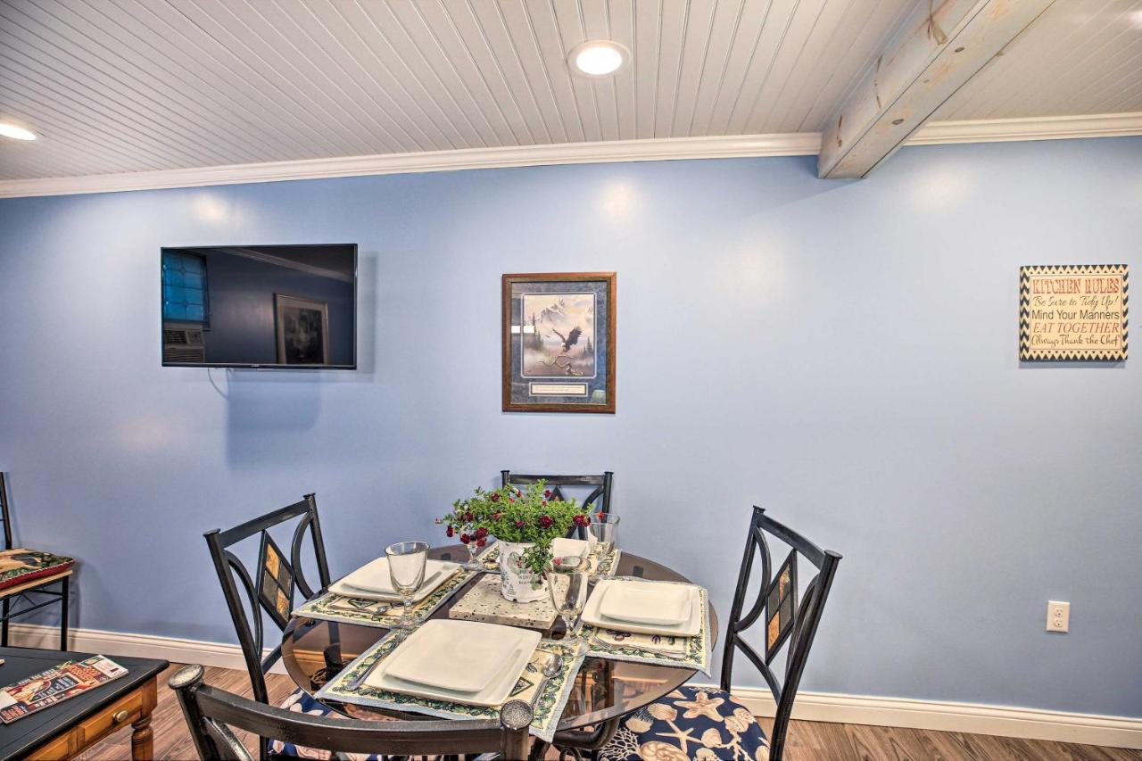 Updated Williamstown Apartment With Kitchen! Exteriér fotografie