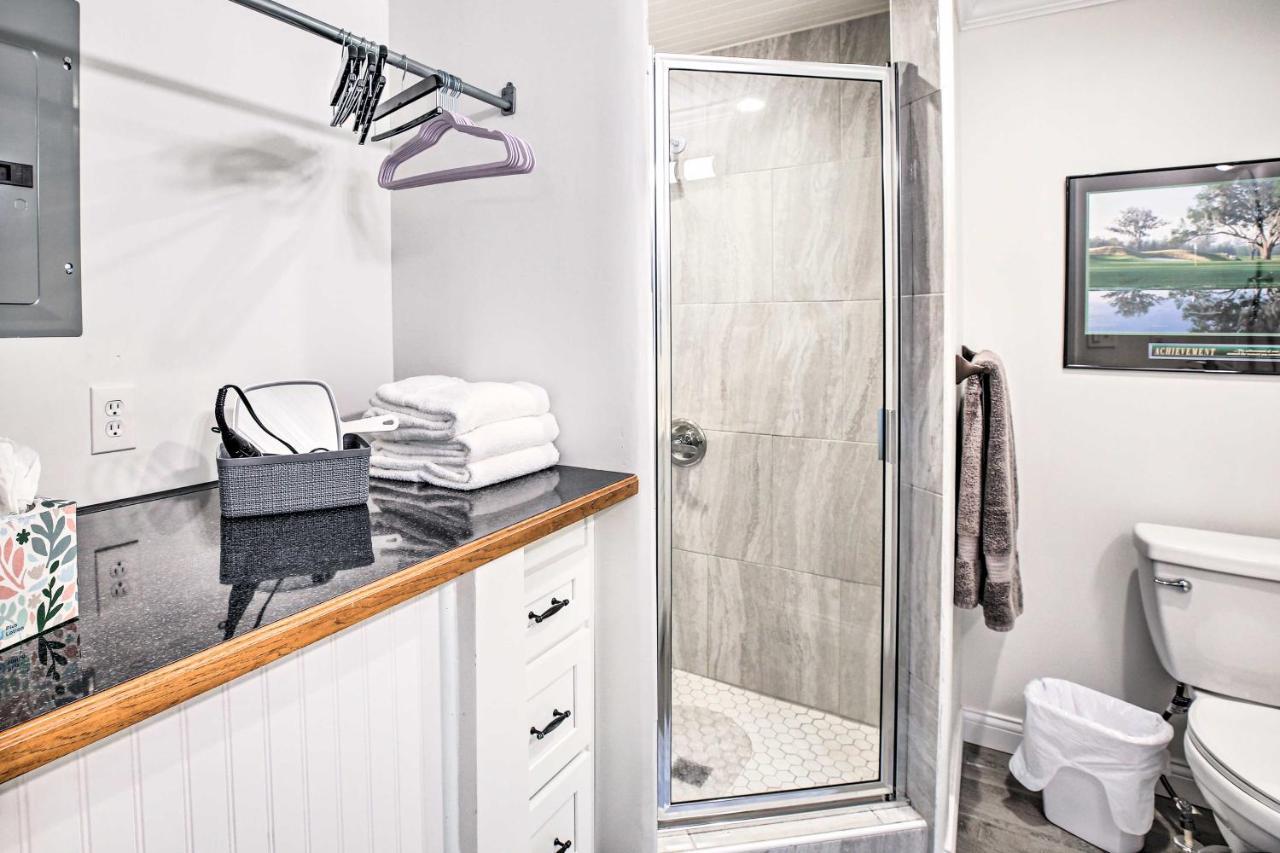 Updated Williamstown Apartment With Kitchen! Exteriér fotografie